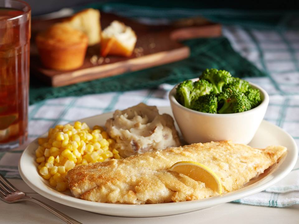 Cracker Barrel Old Country Store Visit CT